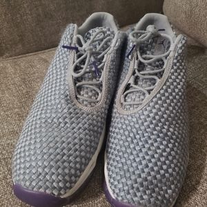 Nike Checkered Gray Sneakers Size 9.5Y